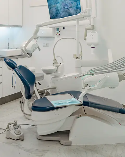 Doctor Carlos Balabanian Look Dental Tenerife