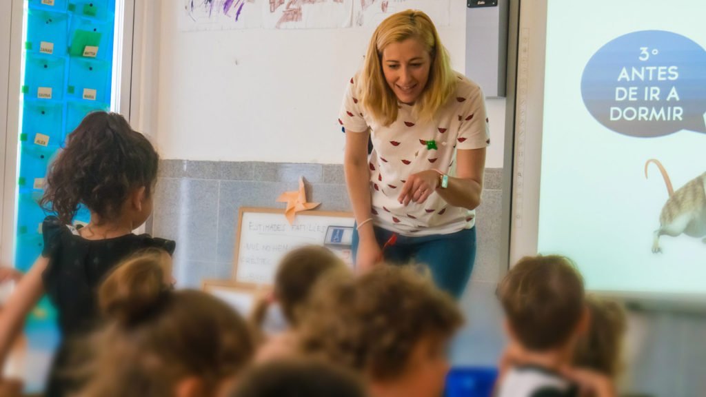 El Ratoncito Pérez va a la Escuela